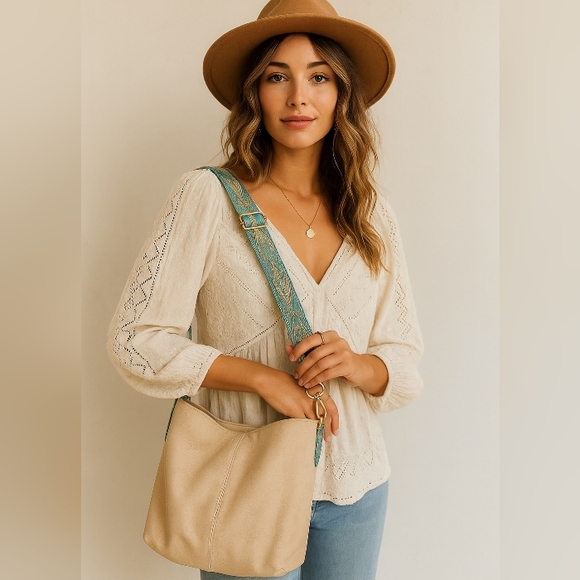 Luxe Vegan Leather Shoulder hobo bag / Crossbody - Picture 1 of 9